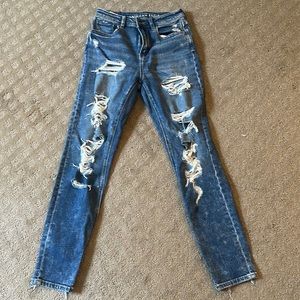 American Eagle distressed jeans